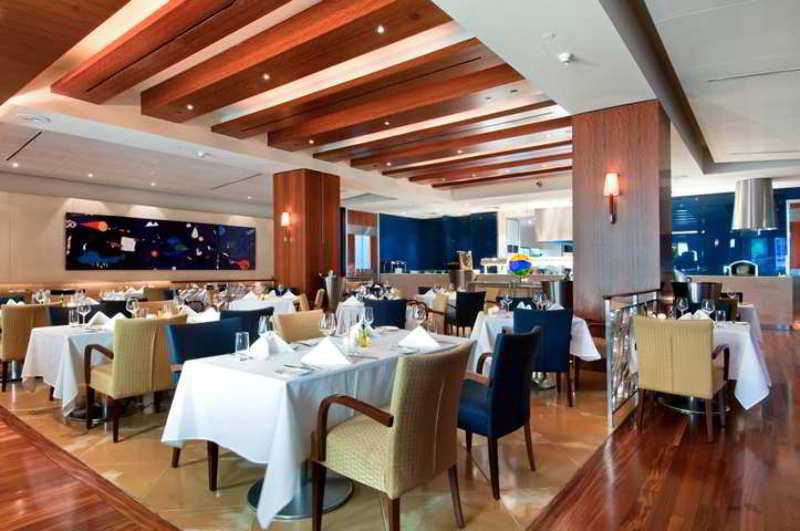 Parmelia Hilton Perth Hotel Restaurant photo